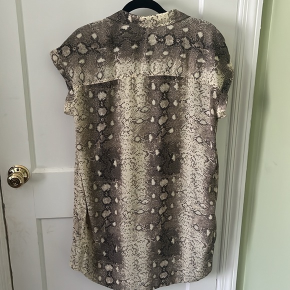 Kori super cute dress! - Picture 3 of 5